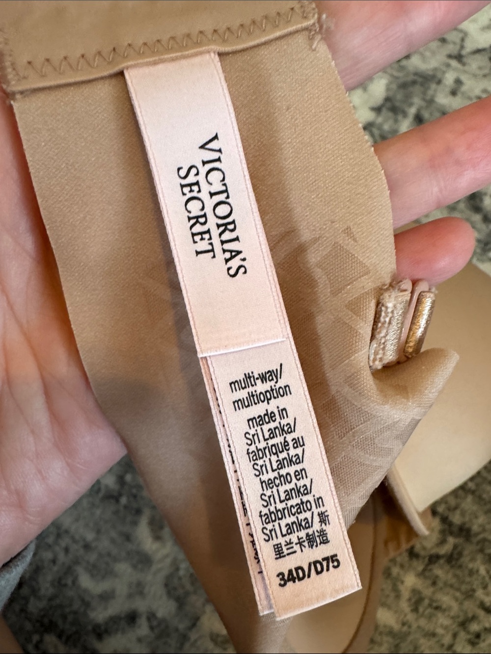 Victoria's Secret Multi-Way - Picture 5 of 5